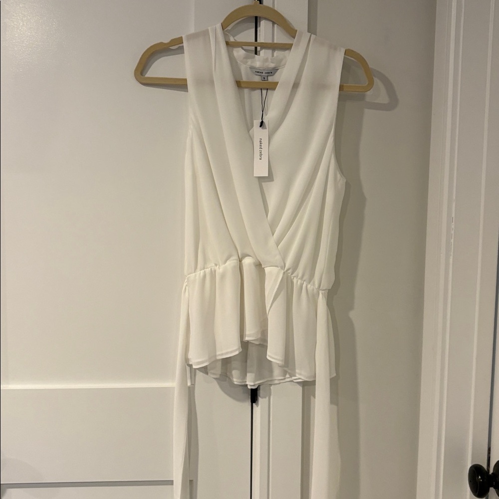 Naked Zebra Women’s White Drape Neck Tank Top NWT Size Small